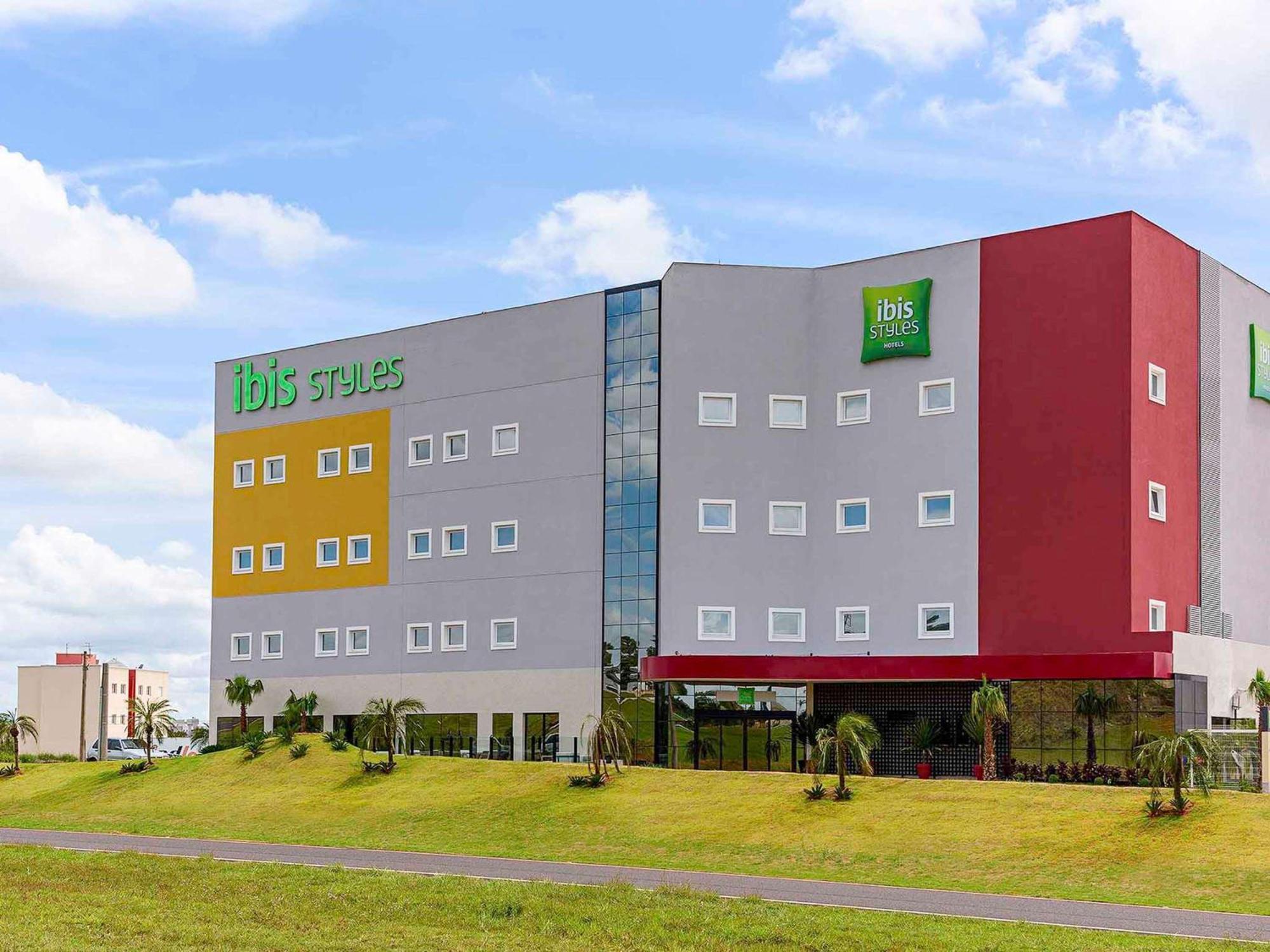 Ibis Styles Birigui Hotel Exterior foto